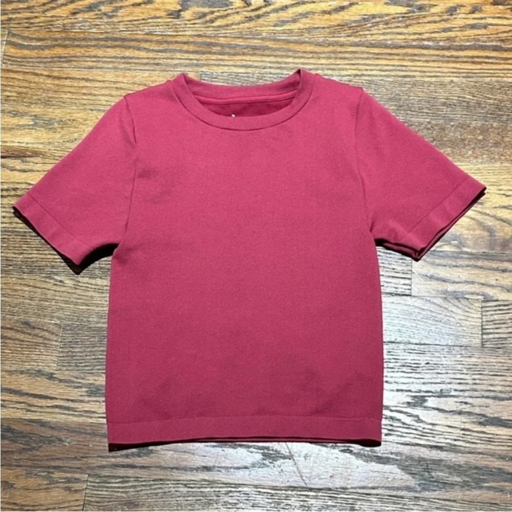 Women's Nylon Short Sleeve Sleeves slight Crop Top - Picture 5 of 5